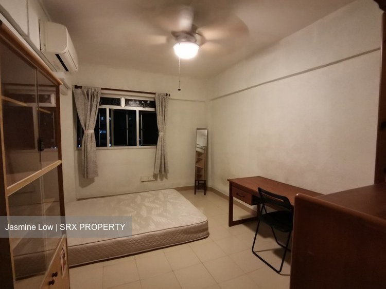 Blk 319 Jurong East Street 31 (Jurong East), HDB 4 Rooms #195689042